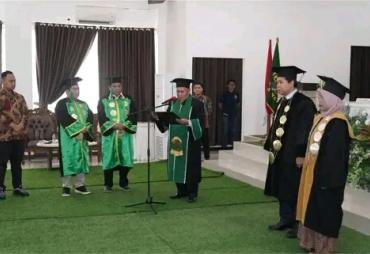 Pasca Dikukuhkan Jadi GB, Ini Ucapan Prof. Dr. H Asa'ari, M. Ag Dan  Prof . Dr. Hj Wisnarni, M. PdI