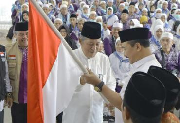 Dihadiri Wagub Abdullah Sani, Pj. Bupati Asraf Sambut Kepulangan Jemaah Haji Kerinci Ke Tanah Air