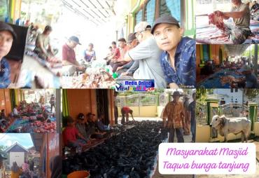 Makna Qurban dan Kebersamaan Masyarakat Modern di Masjid Taqwa Bunga Tanjung Kerinci