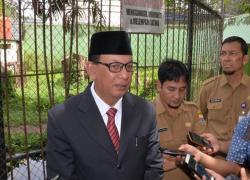 Wawancara Sekretaris Daerah (Sekda) Provinsi Jambi, M.Dianto pada saat melakukan peninjauan langsung terkait kematian seekor hewan singa dan harimau yang ada di UPTD Kebun Binatang Taman Rimba Jambi.