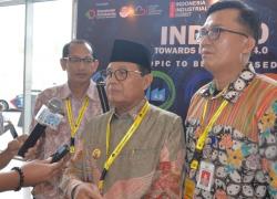 Wawancara Gubernur Jambi, Dr.Drs.H.Fachrori Umar,M.Hum usai menghadiri Indonesia Industrial Summit 2019.