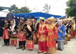 Unik ... Nikah Massal di Danau Kerinci
