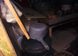 Sudah 2 minggu, masyarakat numpang ngambil di masjid Baiturahman untuk bekal sehari - hari