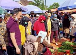 Fikar-Yos Blusukan  Pasar Swalayan Pagi Ulu Air Hingga Keliling Kampung Sandaran Galeh