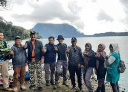 Ketua DPRD Kerinci Jelajah Gunung Tujuh