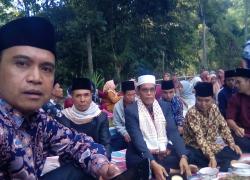 Masyarakat Bunga Tanjung Laksanakan Adat Lamo Pusako Usang  Tradisi Ziarah Kuburan