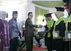 Sekolah Tinggi Keguruan dan Ilmu Pendidikan Muhammadiyah (STKIP-M) Kota Sungai Penuh dalam rangka Wisuda Program Profesi Sarjana Ke-23 angkatan 2022 di Aula Kampus STKIP-Muhammadiyah, Kamis (24/11).