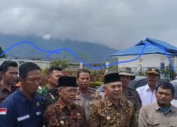Erupsi Gunung Kerinci, Bupati Adirozal Desak Pemerintah Pusat Berikan Izin Jalur Evakuasi
