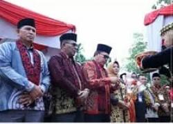 Wako Ahmadi Hadiri Peresmian Peresmian Dan Penandatanganan Prasasti Kantor Dinas Pendidikan