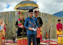 Bupati Adirozal Hadiri Kenduri Sko Kerapatan Adat Gunung Tujuh Dan Kenduri Swarnabhumi 13 Desa 