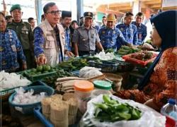 Dampingi Kadis Suarman, Wako Ahmadi Sidak ke Tanjung Bajure dan Pasar 