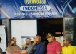 Peduli Akan Musibah banjir IWO.I Bantu Rekan Anggota IWO. I