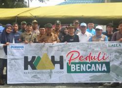 Peduli Akan Musibah Banjir PT KMH Kalla Grup Dan Bukaka Salurkan Bantuan 