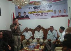 Tumpah Ruah Pengikut,  Ahmadi Zubir Kembalikan Formulir  Ke DPC Partai  Gerindra 