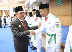 Wako Ahmadi Kukuhkan 30 Anggota Paskibraka Kota Sungai Penuh Tahun 2024