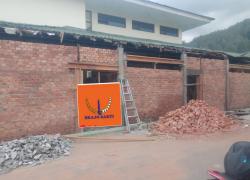 pekerjaan Proyek  Renovasi ruang sidang